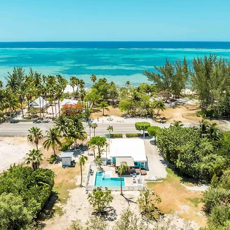 Sea Beauty - Charming Cottage With Pool And Private Beach Lot